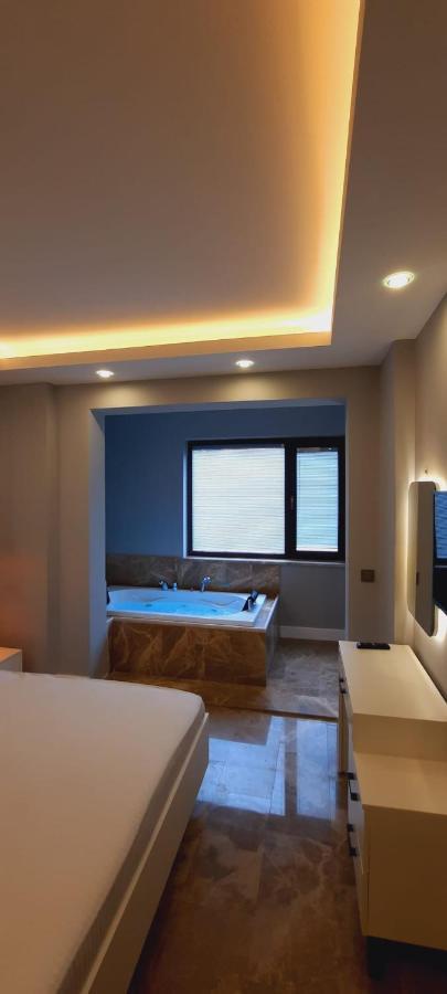 Arya Deluxe Apart Kaş Ngoại thất bức ảnh