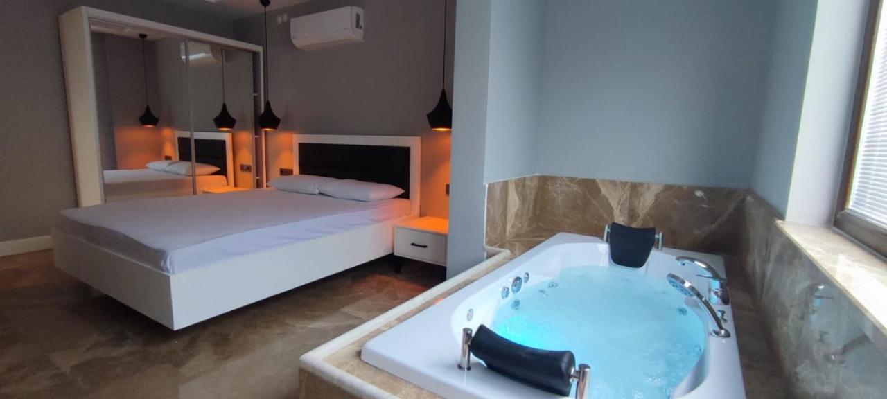 Arya Deluxe Apart Kaş Ngoại thất bức ảnh